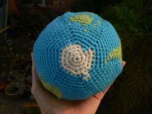 globe-4